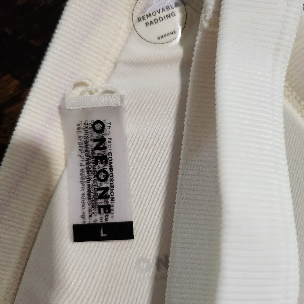 Oneone Kameron Bikini Top - Picture 8 of 9